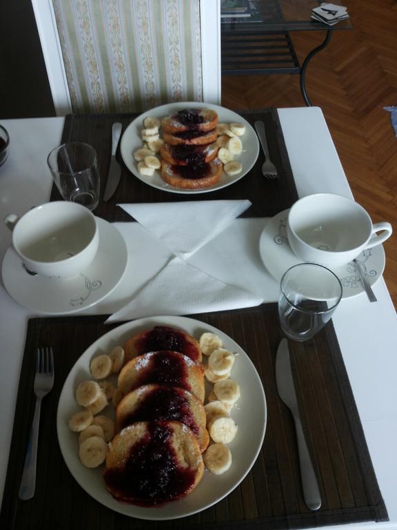B&B Girasole โนวีซาด ภายนอก รูปภาพ